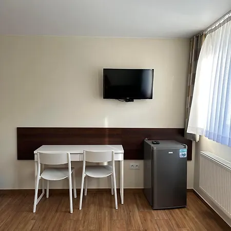 Zajazd Polonia Kedzierzyn-Kozle Exterior photo