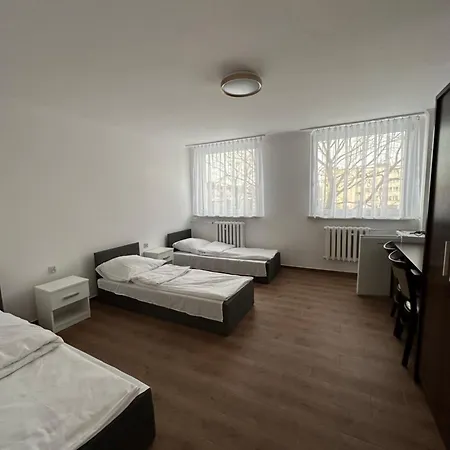 Zajazd Polonia Kedzierzyn-Kozle Exterior photo